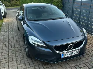 Volvo V40 2017