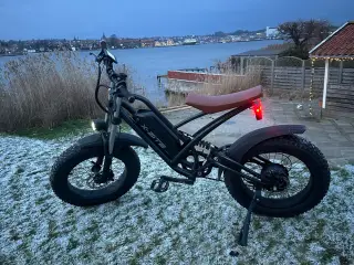 X Zite Zodiac 25 km/t