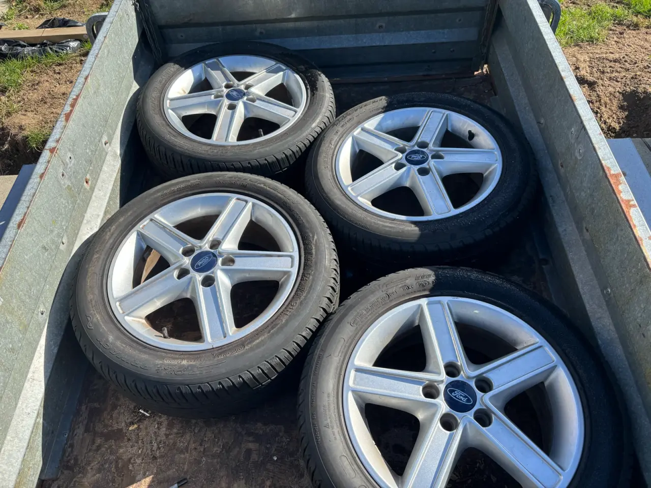 Billede 12 - Pæn og velholdt Ford Focus