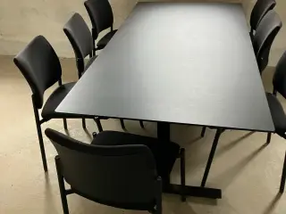 Fumac konferenceborde med stole