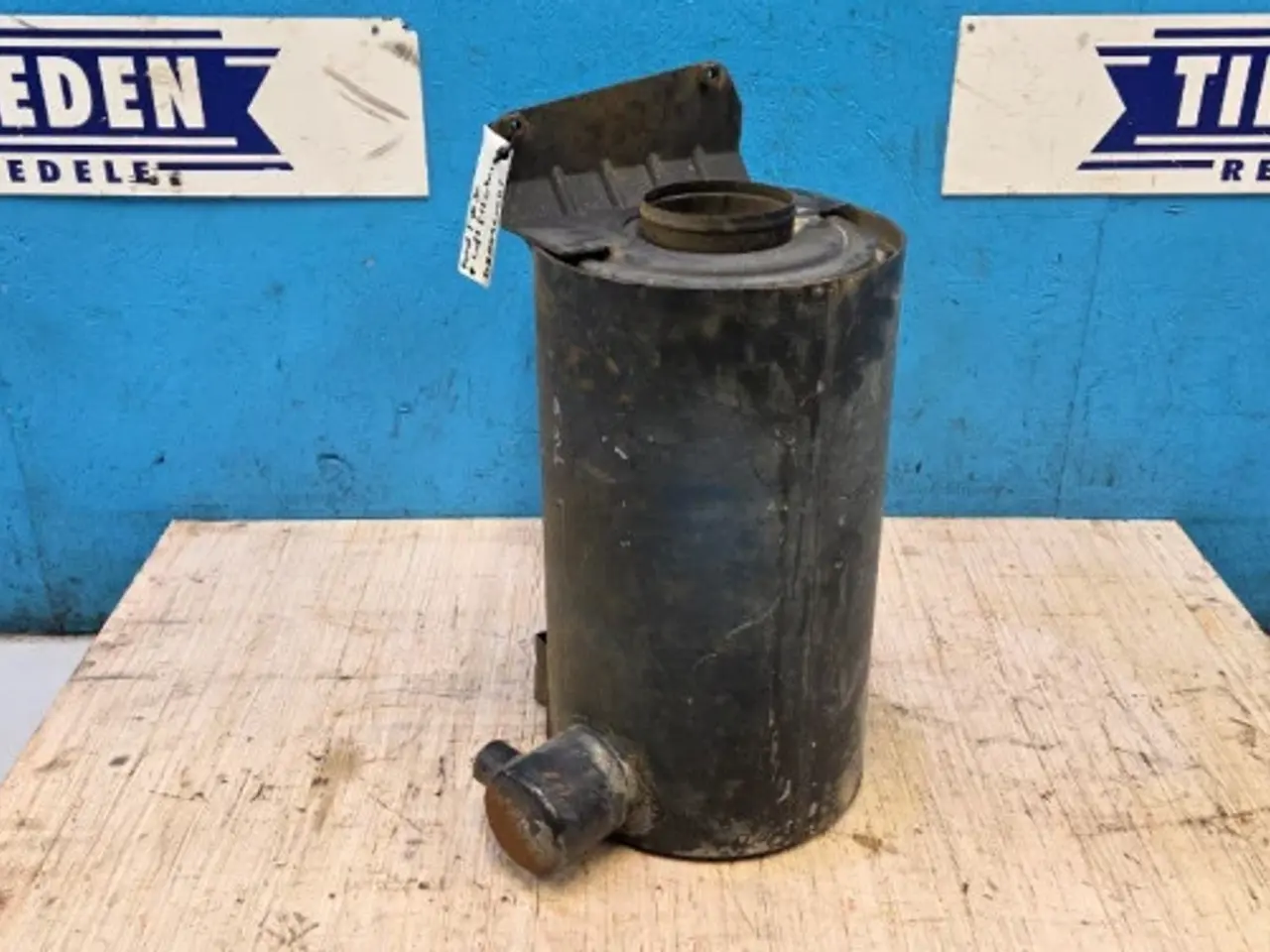 Billede 13 - Ford TW30 Luftfilterhus D8NN9600BC