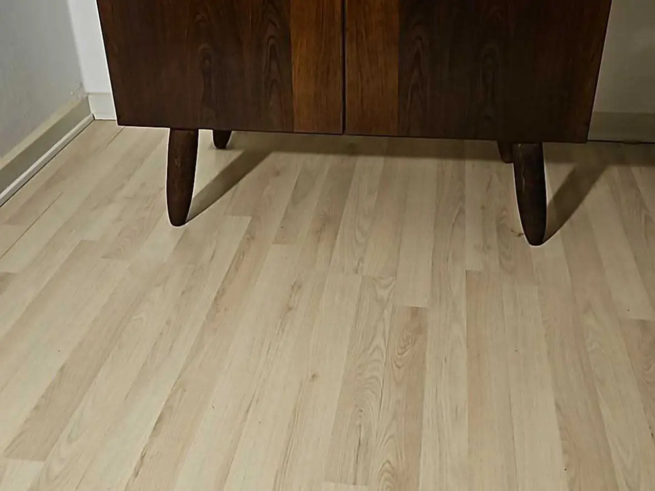Billede 5 - Palisander skænk I elegant design