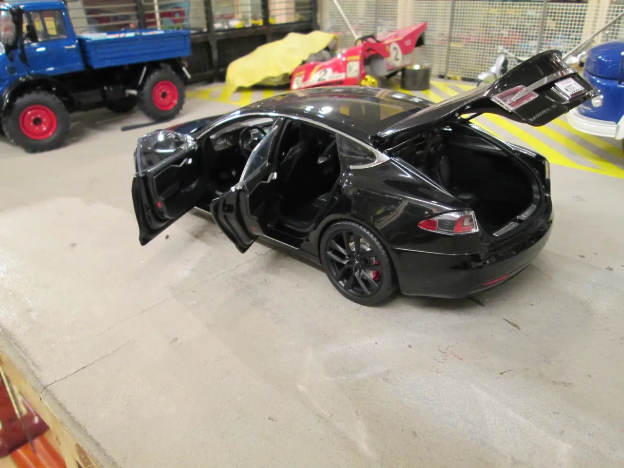 Billede 7 - Modelbil,,, Tesla model S 1:18