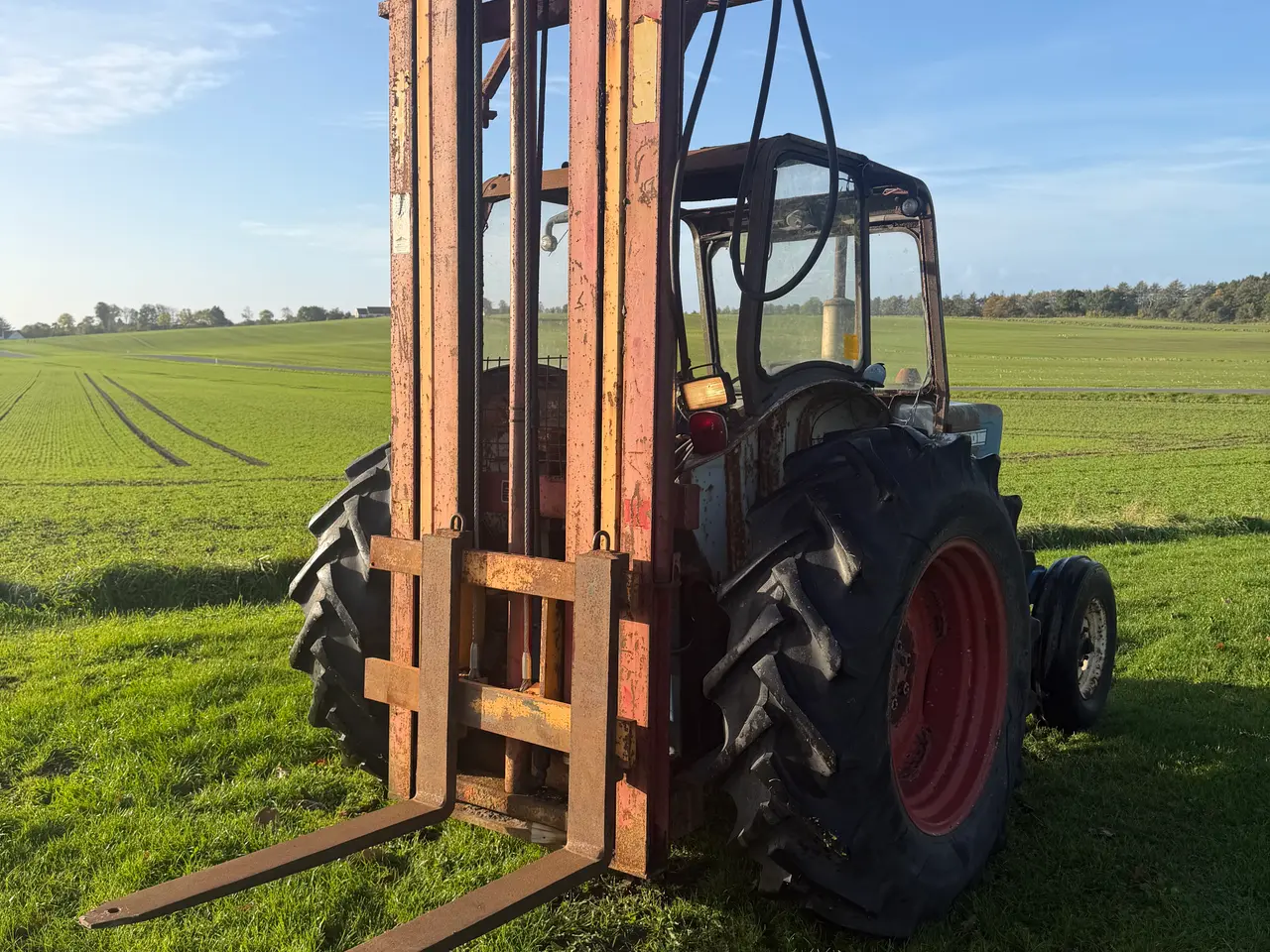 Billede 6 - Ford 4000 med lift