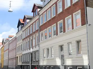 Billigt værksted/hoppyrum/lager i Aalborg centrum