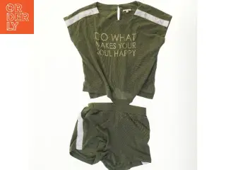 Pomp de Lux grønt sommersæt med T-shirt og shorts fra Pomp de Lux (str. 134)
