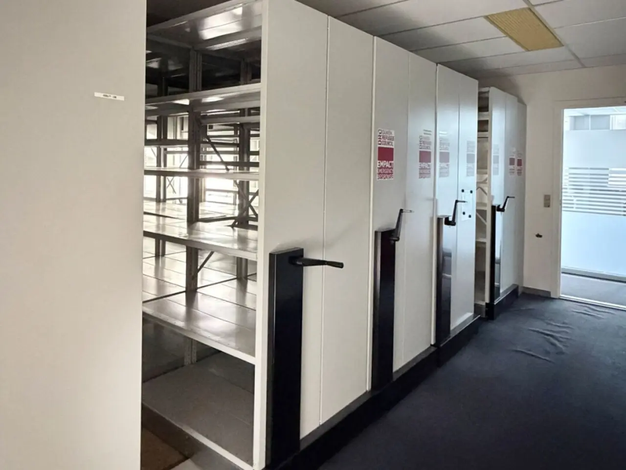 Billede 4 - Kompaktreol med 216 styk hylder på 18 M2