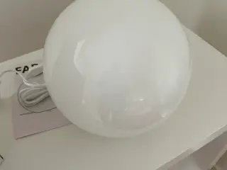 Bord lampe hvid