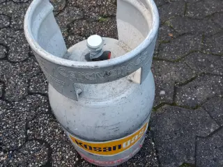 6kg gasflaske. Helt ny og plomberet.