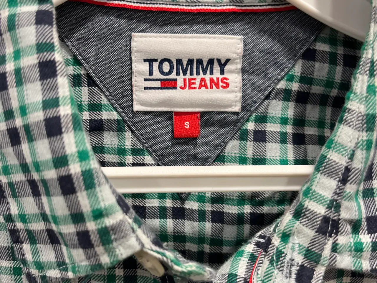 Billede 2 - Fin ternet Tommy Jeans skjorte