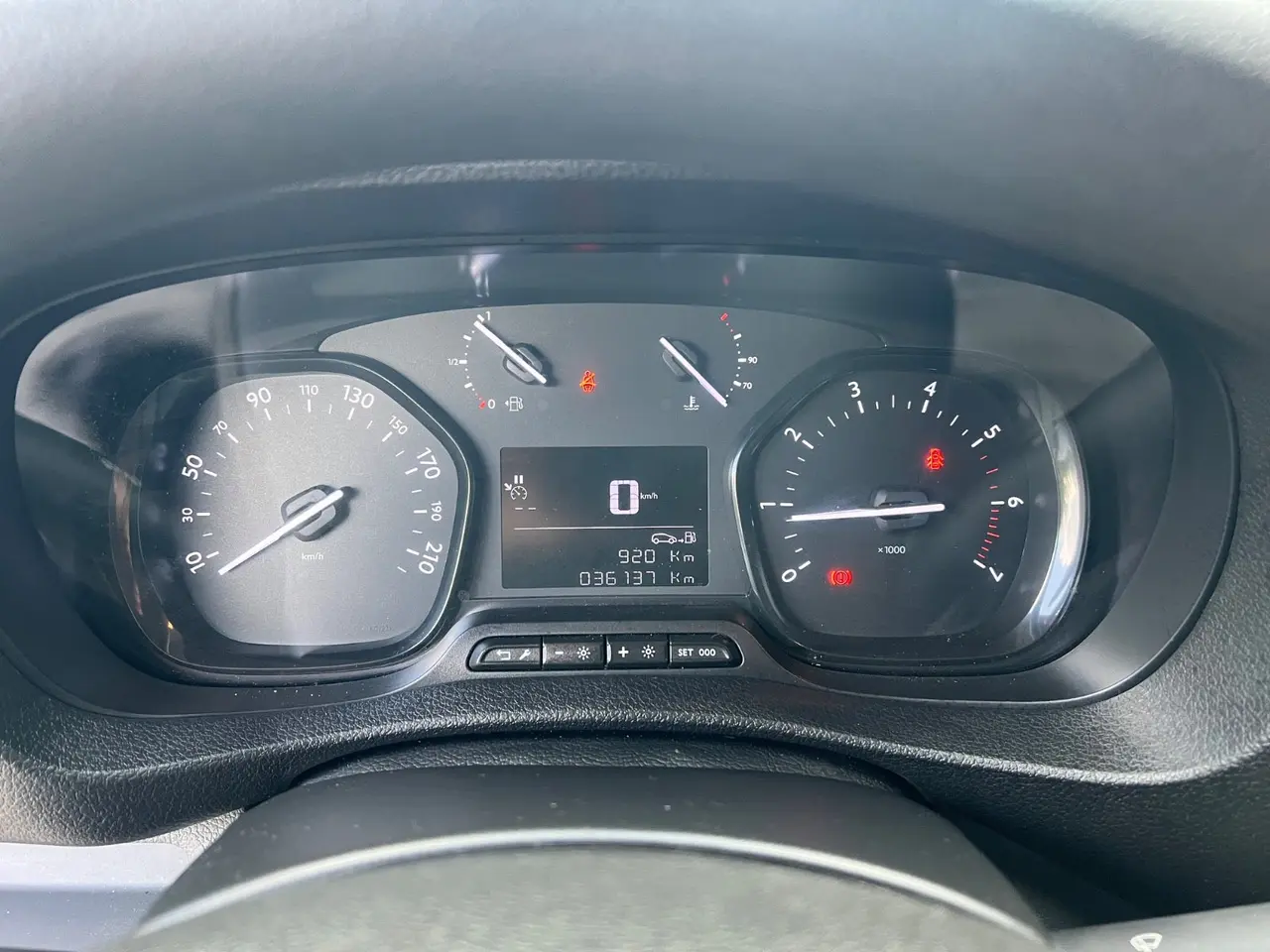 Billede 11 - Citroën Jumpy 2,0 BlueHDi 145 L2 BaseLine