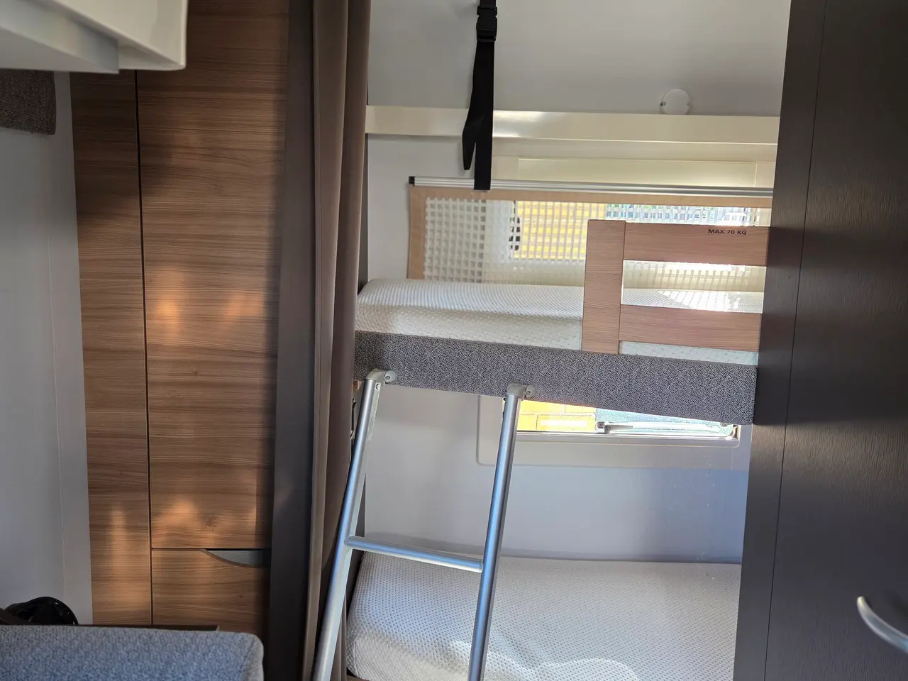 Billede 11 - Adria Alpina 663 UK (2020) – komplet udstyr
