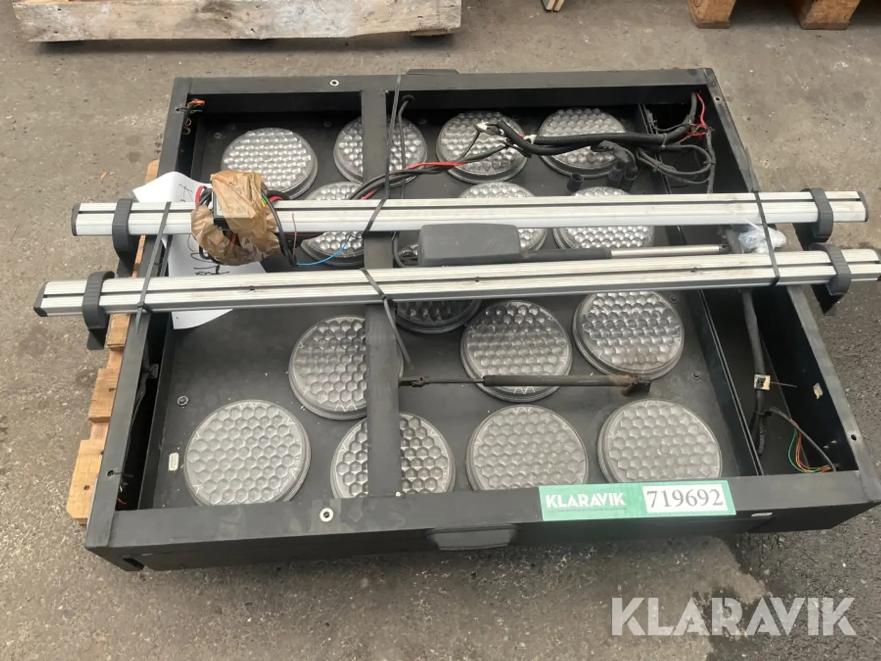 Billede 2 - Lysskilt Utotec tagmonteret