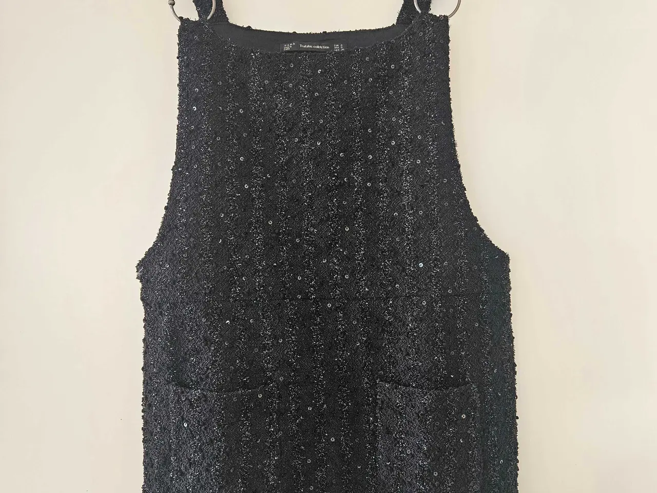 Billede 1 - Zara sort glimmer kjole 