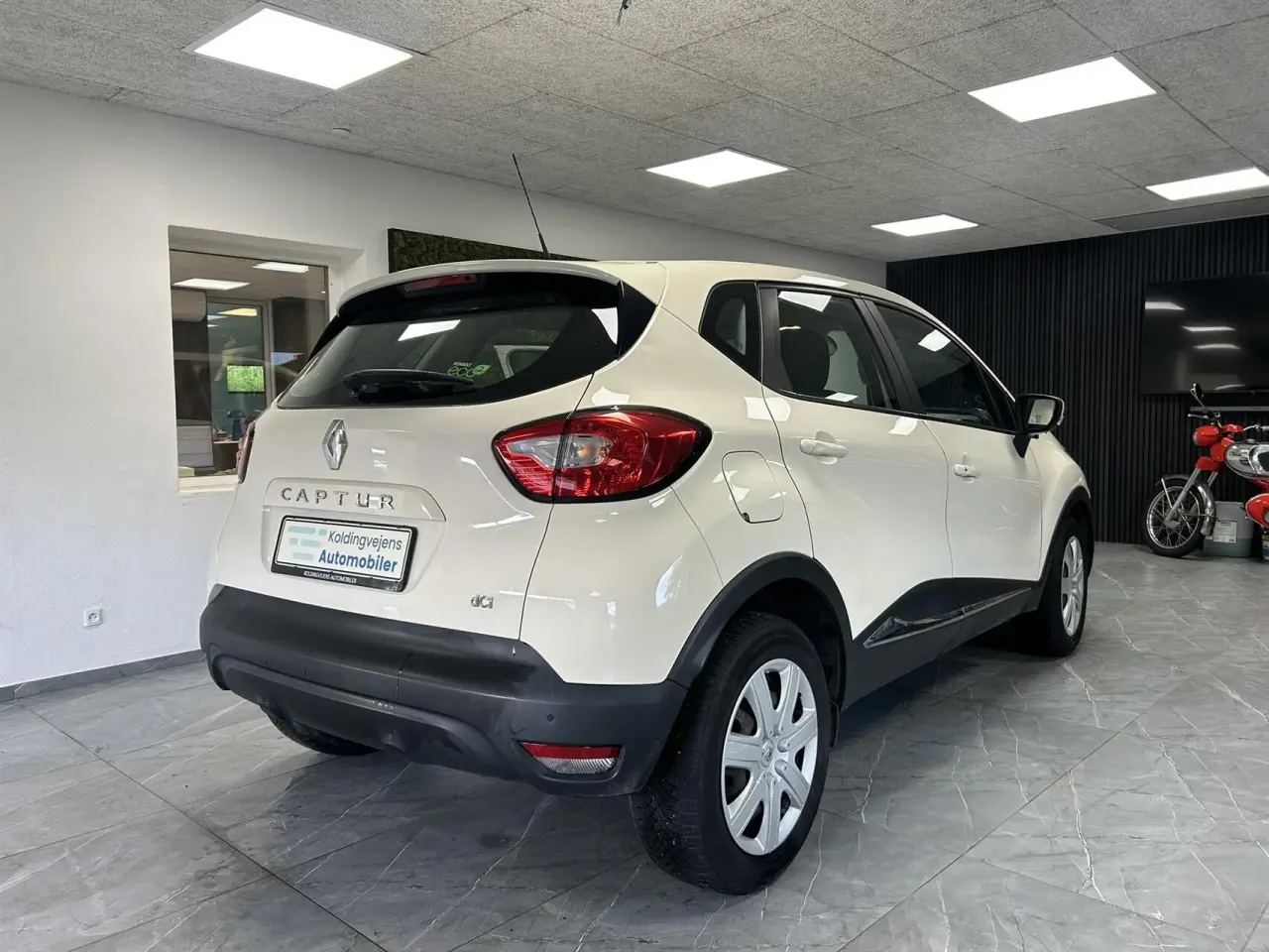 Billede 3 - Renault Captur 1,5 DCI FAP Expression Energy 90HK 5d
