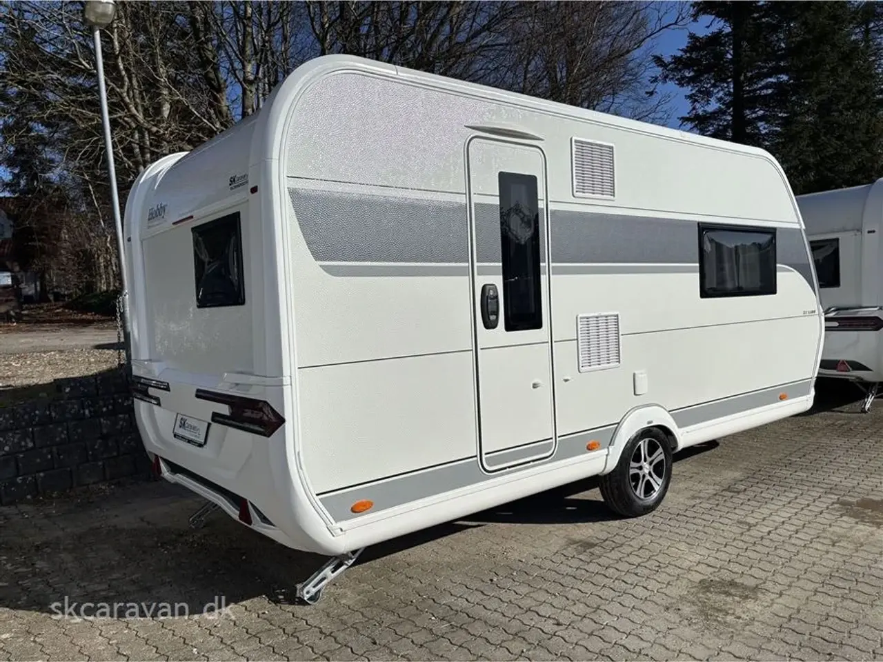 Billede 3 - 2026 - Hobby De Luxe 460 SFf Kamapagne vogn med meget udstyr