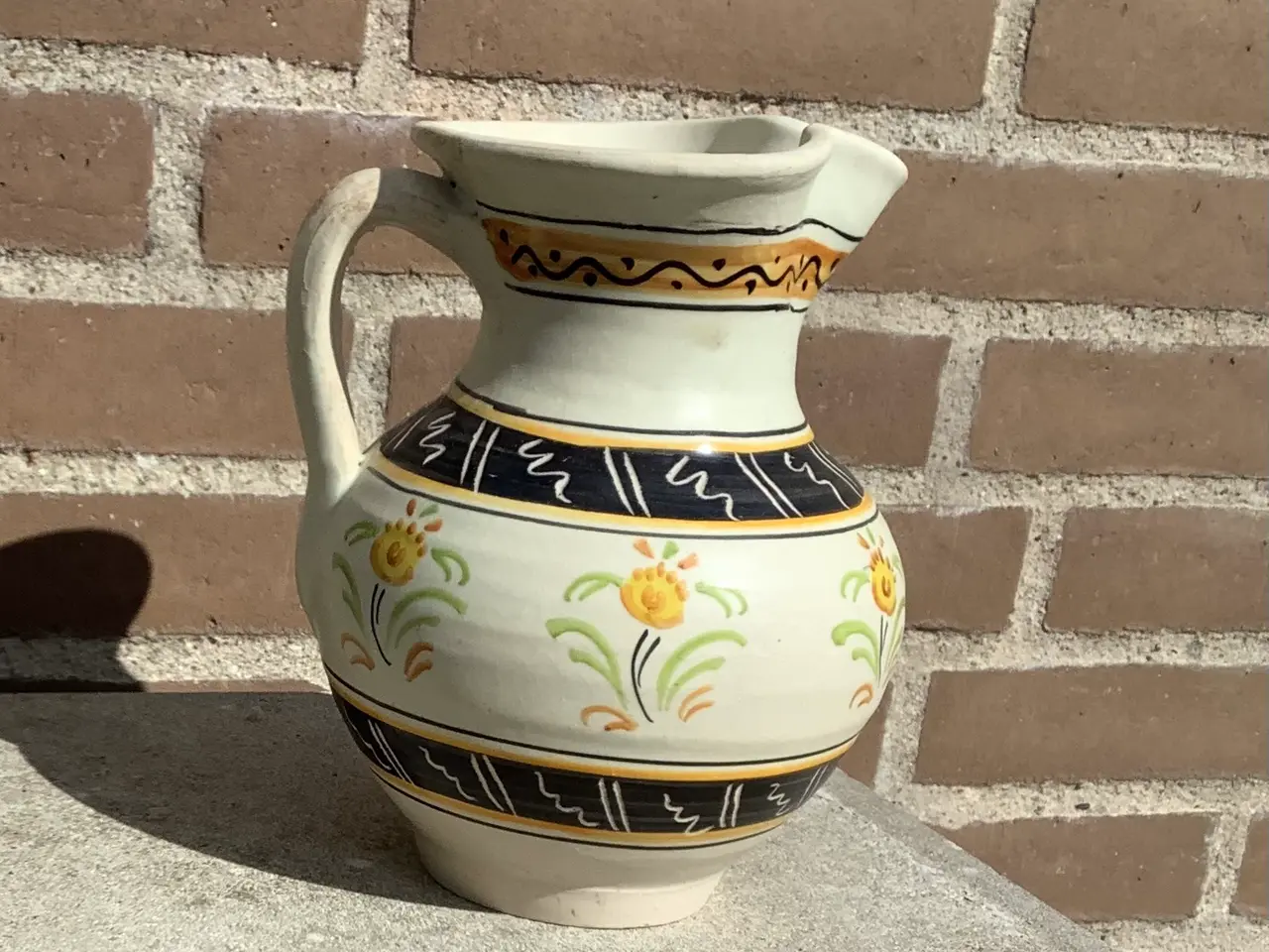 Billede 1 - Vase med dekorationer