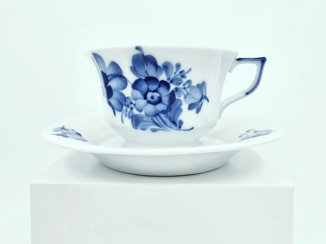 Billede 1 - Blå Blomst Kantet Kaffekop nr. 10-8608. sortering 2