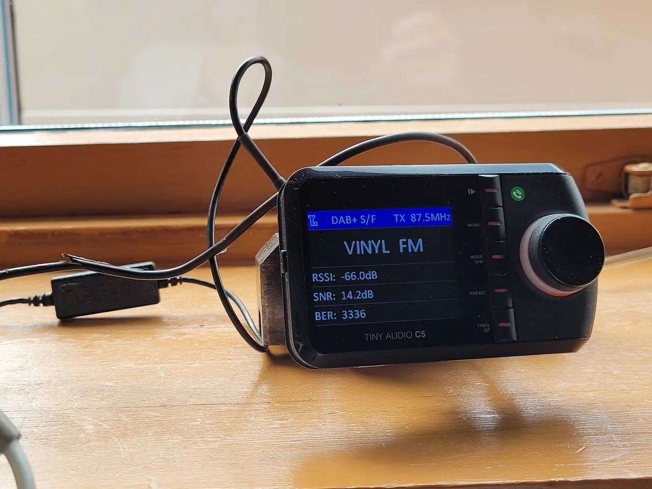 Billede 2 - Tiny audio c5 DAB+ Biladapter