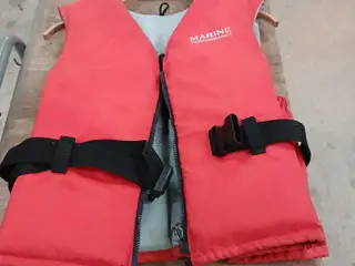 8 rednings veste 80 -100 kg