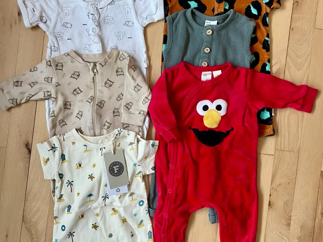 Billede 1 - 🧸 Fin start tøjpakke til dreng str 50/56