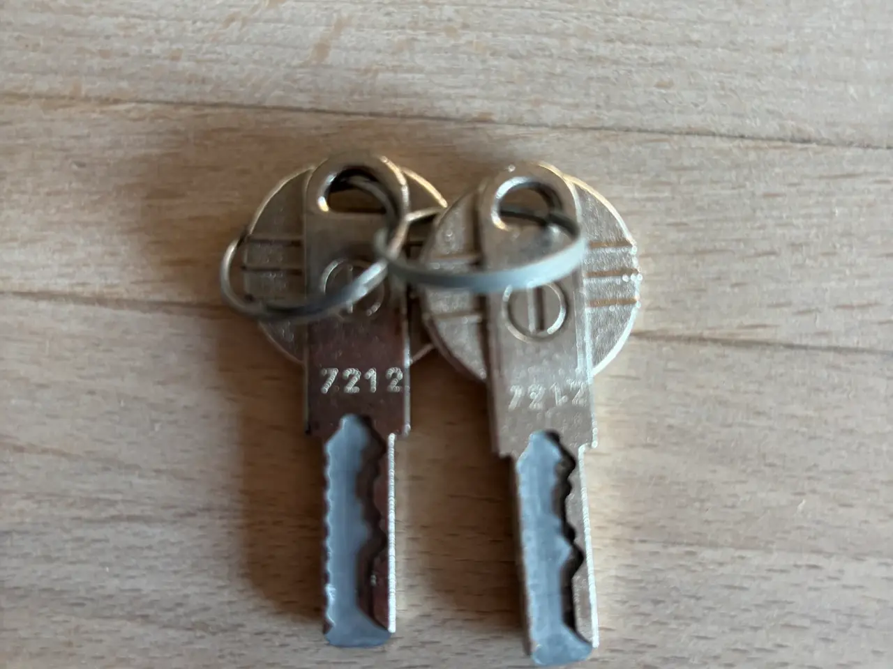 Billede 2 - Tagboks THansen model i sort