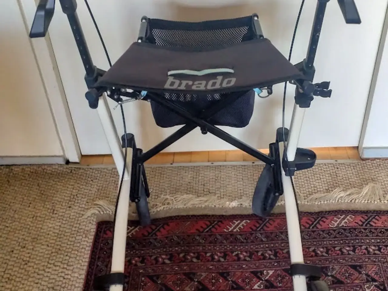 Billede 2 - LETVÆGTSROLLATOR - HVID