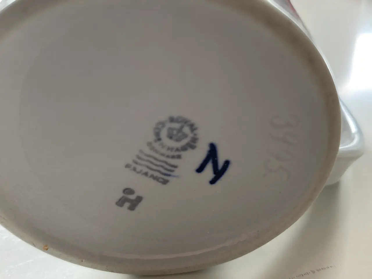 Billede 4 - Royal Copenhagen årskrus 1977 lille model