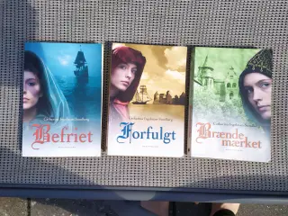 Brændemærket, Forfulgt og Befriet