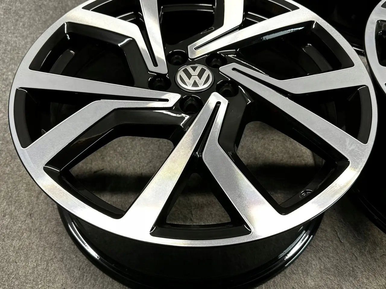 Billede 5 - VW POLO 2G 2G0 GTI BRESCIA 18"