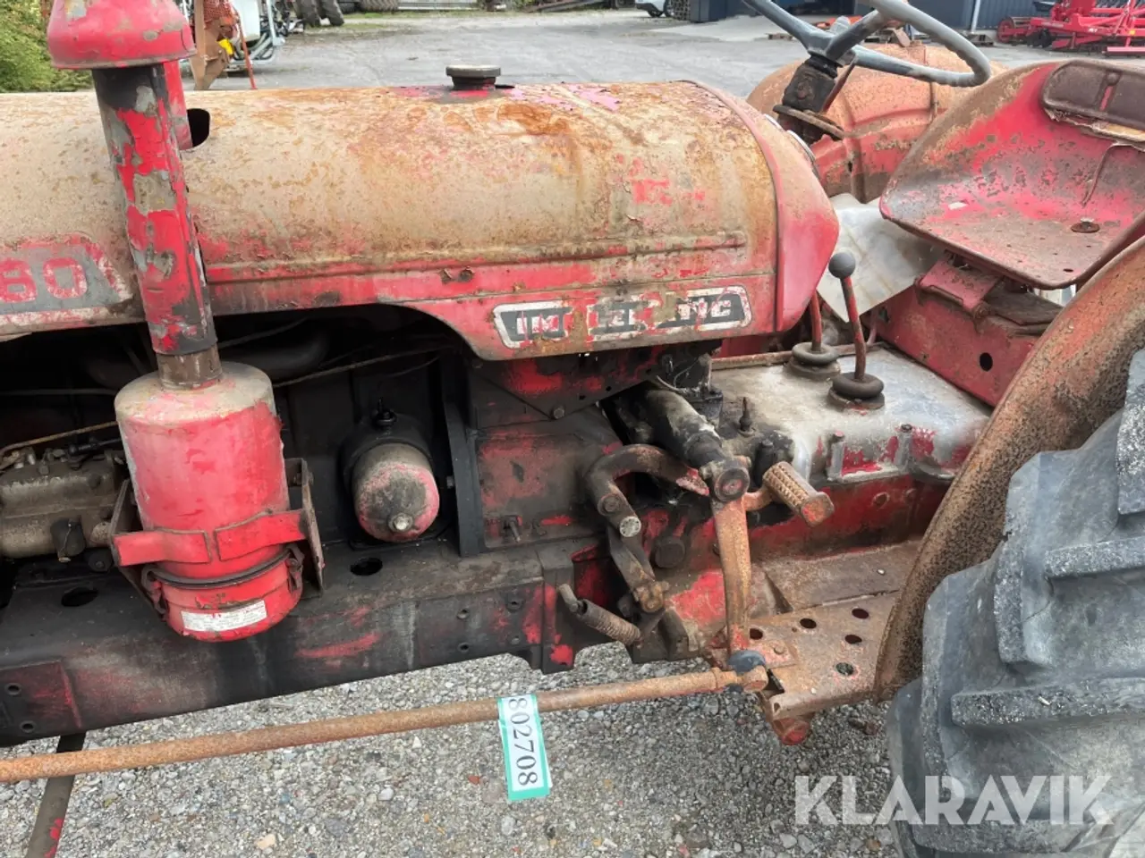 Billede 10 - Traktor David Brown 880/C 4 Cylindret.