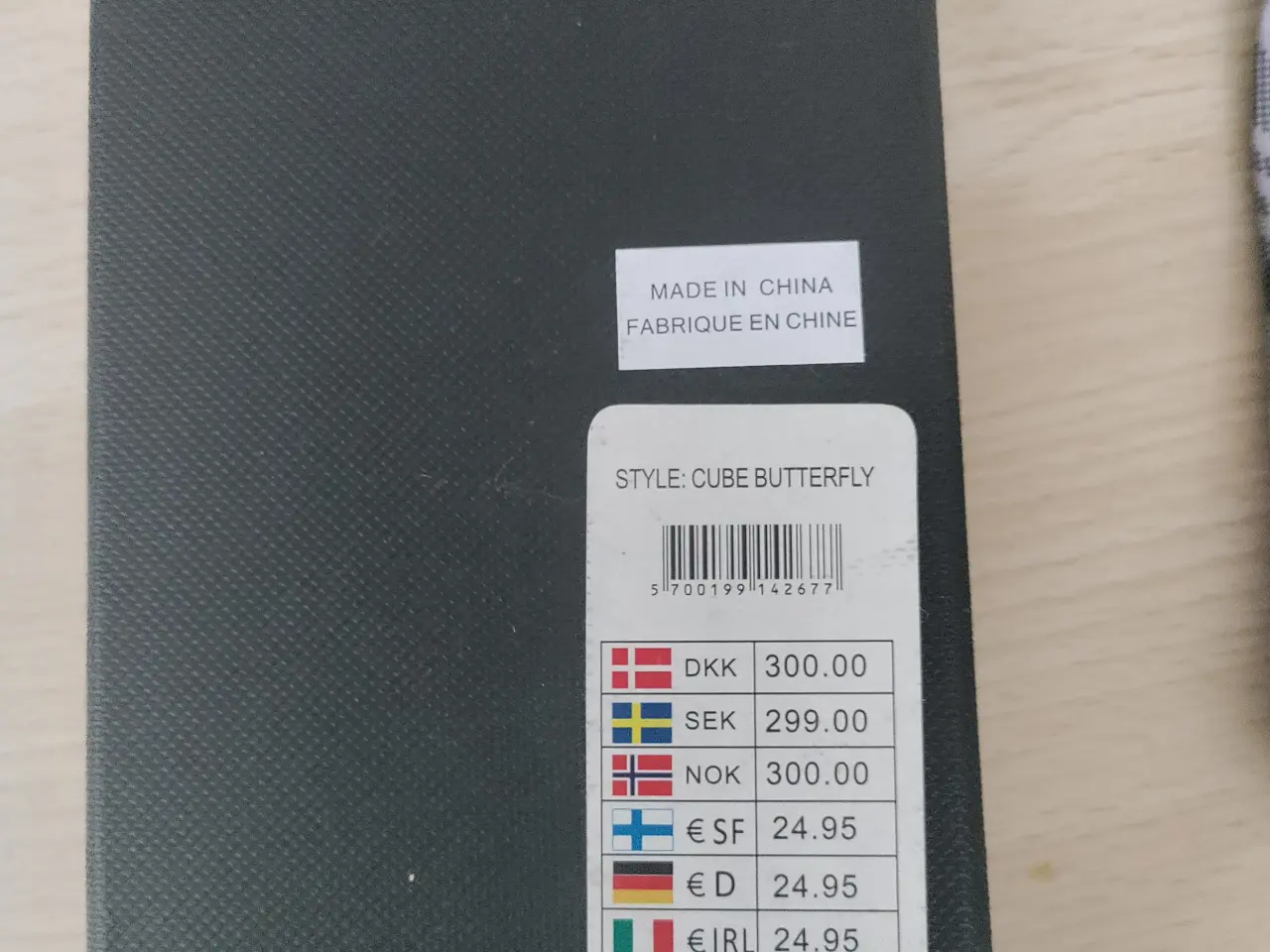 Billede 2 - Butterfly + lommeklud