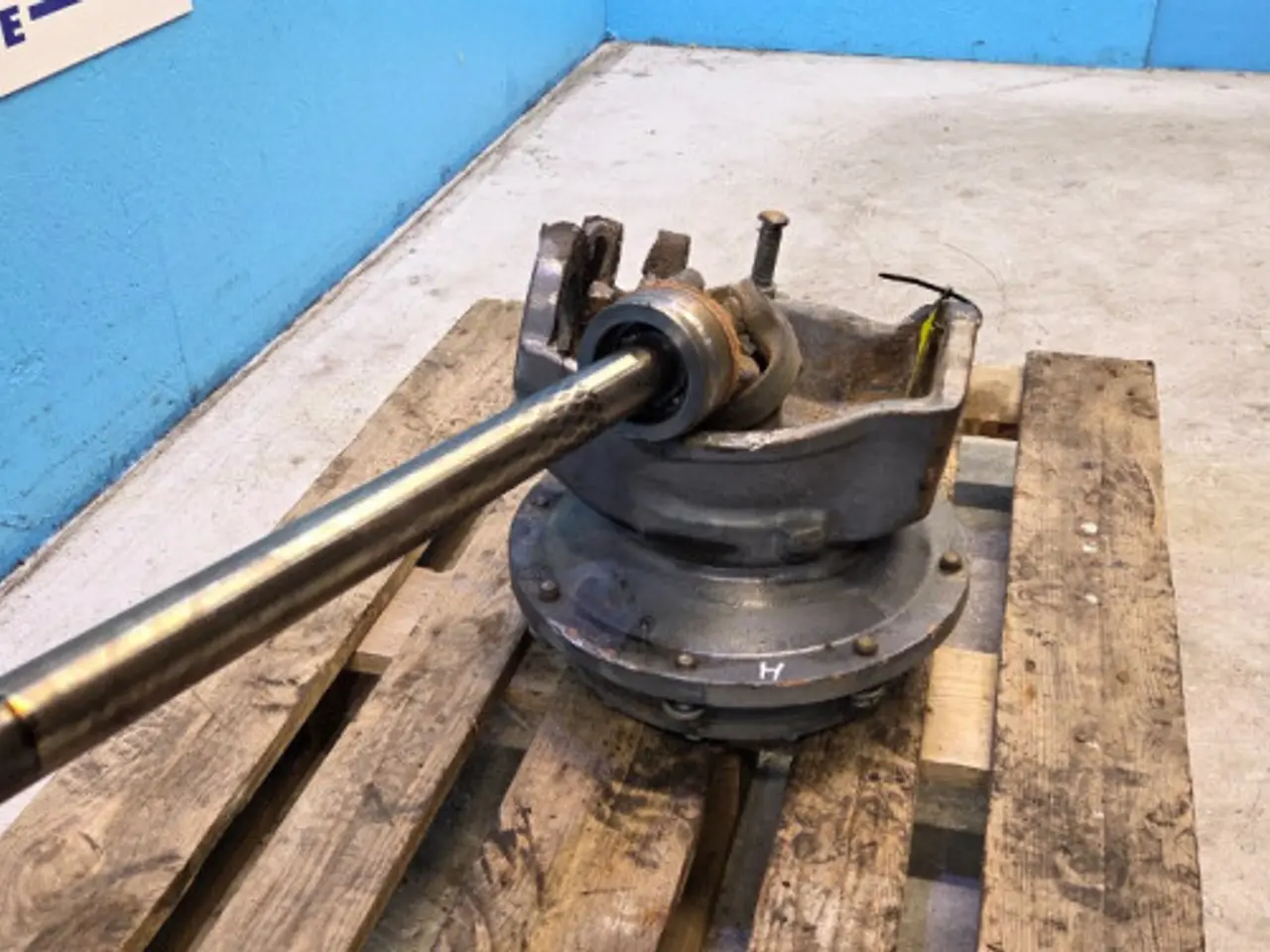 Billede 5 - New Holland TM125 Hjulnav R. 5179277