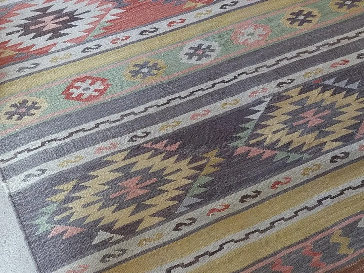 Billede 2 - Håndknyttet kelim 179 X 240 