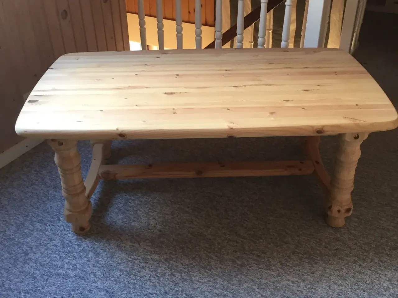 Billede 1 - Nyslebet massivt bord