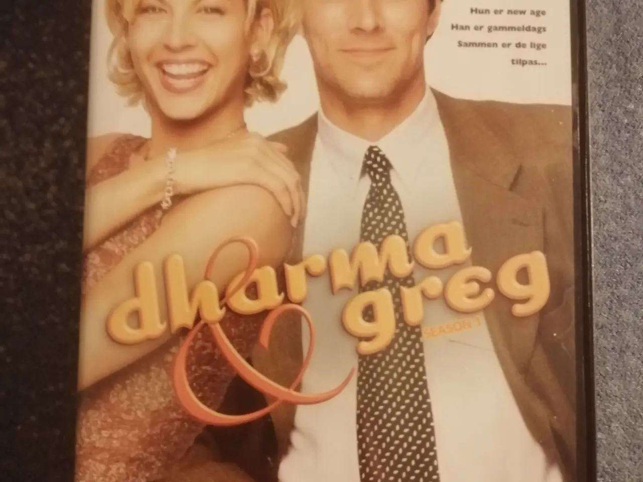 Billede 1 - Dharma & Greg/Et Umage Par Sæson 1