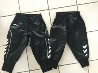 2 par fodboldknickers, mrk. Hummel