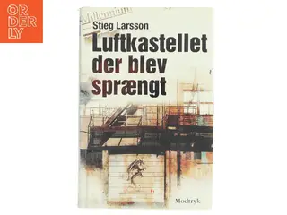 Luftkastelletderblevsprngt Stir up a Hornets' Nest of Girl. Shi Dige Larsen. the Danish Original. Hardcover](chinese Edition) af Stieg Larsson (Bo