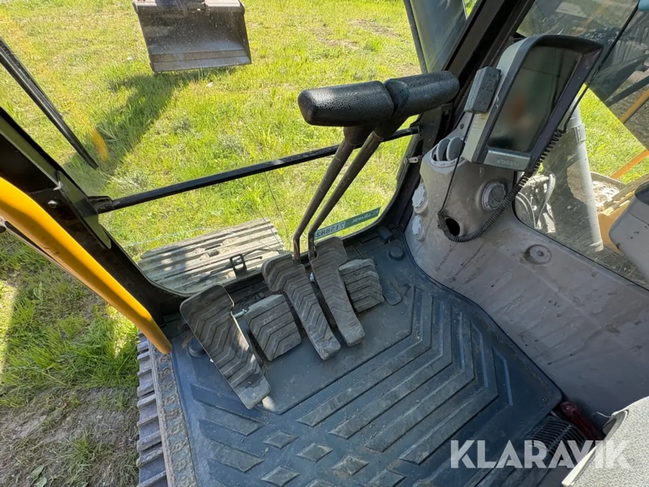Billede 9 - Gravemaskine Volvo EC 180CL med 3 skovle og sortergrab