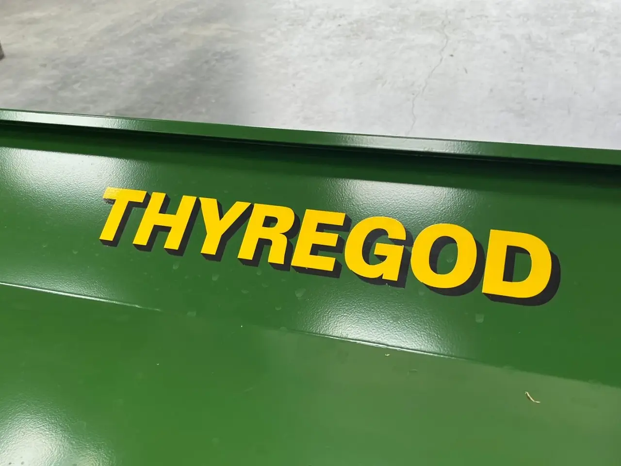 Billede 9 - Thyregod TK 2800 med nylon børster og hydraulisk sving. brede 2800 og feje brede 2500
