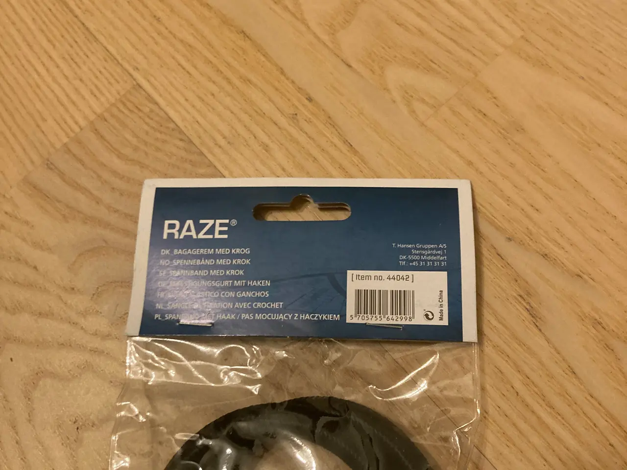 Billede 3 - 120 cm lang bagagerem med 2 kraftige kroge.