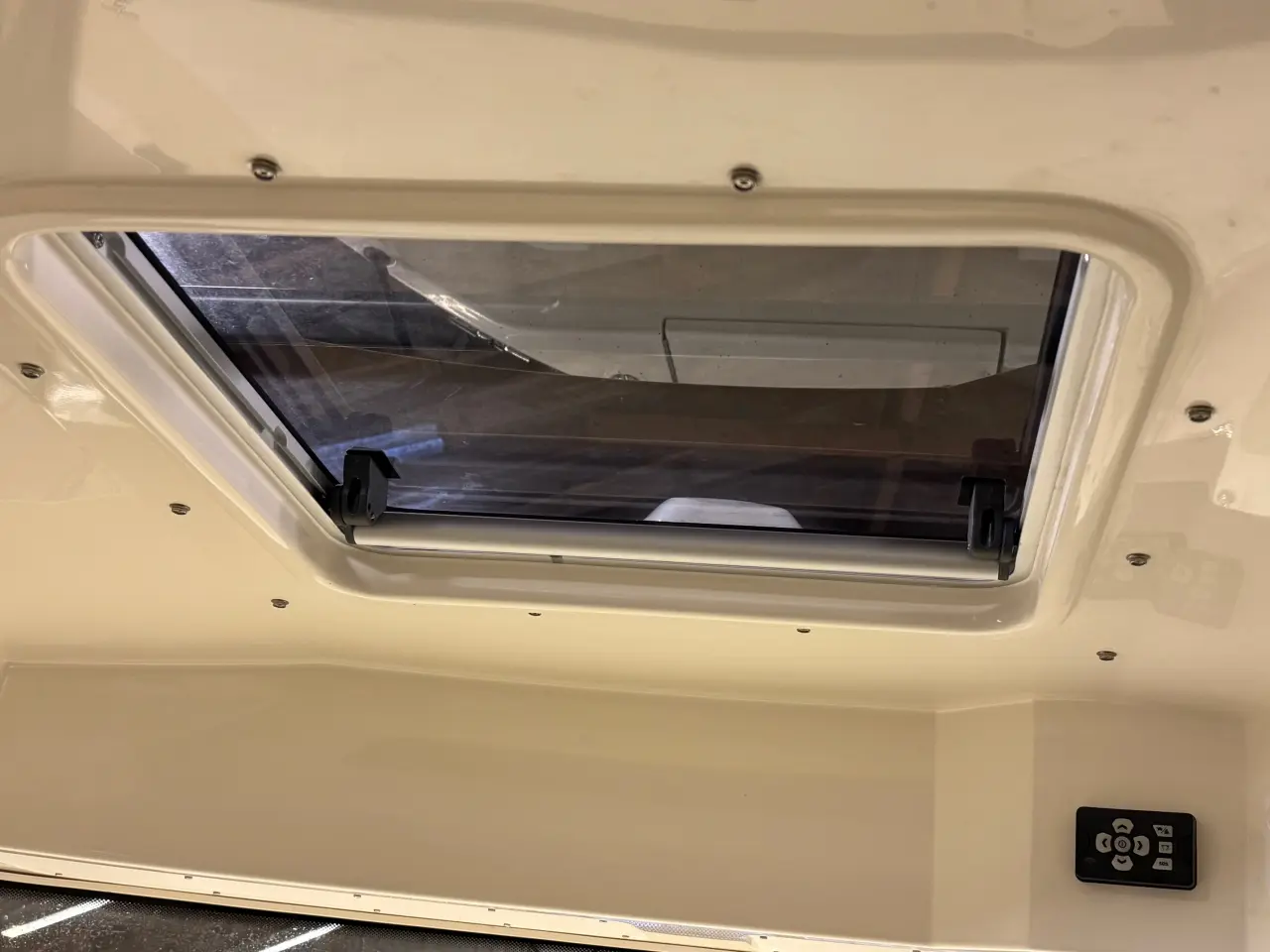 Billede 26 - Captur 705 Pilothouse med 225 hk Mercury-EFI DS 3,4L V6 XL - alt i udstyr.