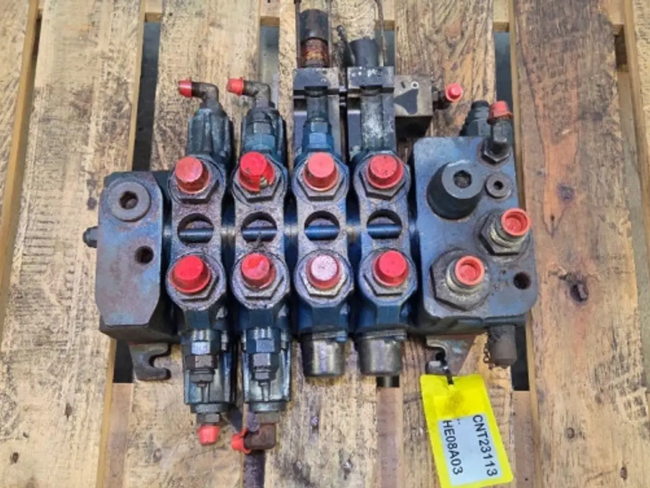 Billede 3 - Bobcat T2556 Hydraulikventil 88298.5