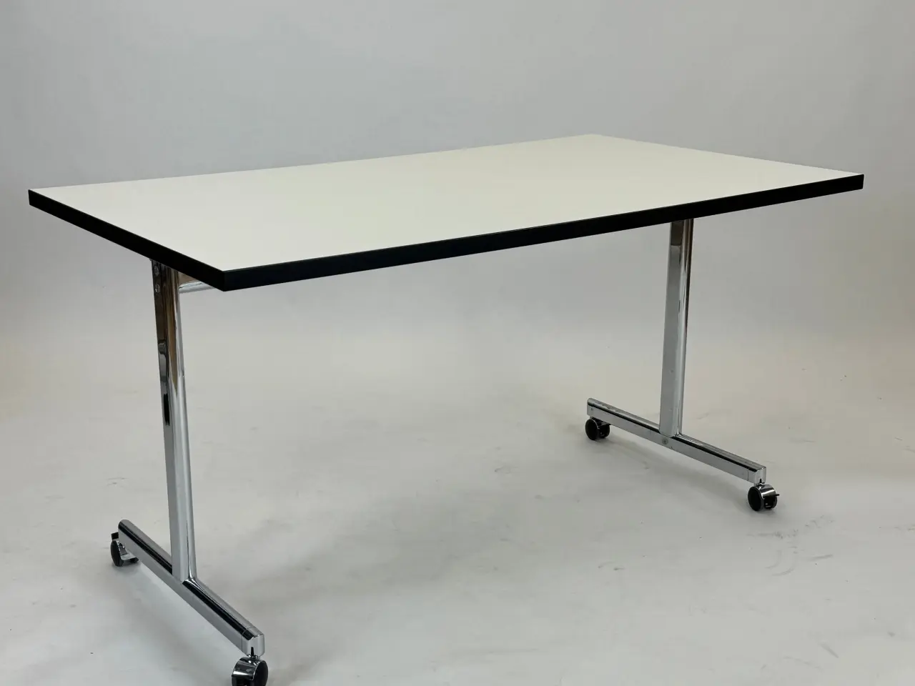 Billede 1 - Brunner Torino Bord – Hvid 140x80x74 cm