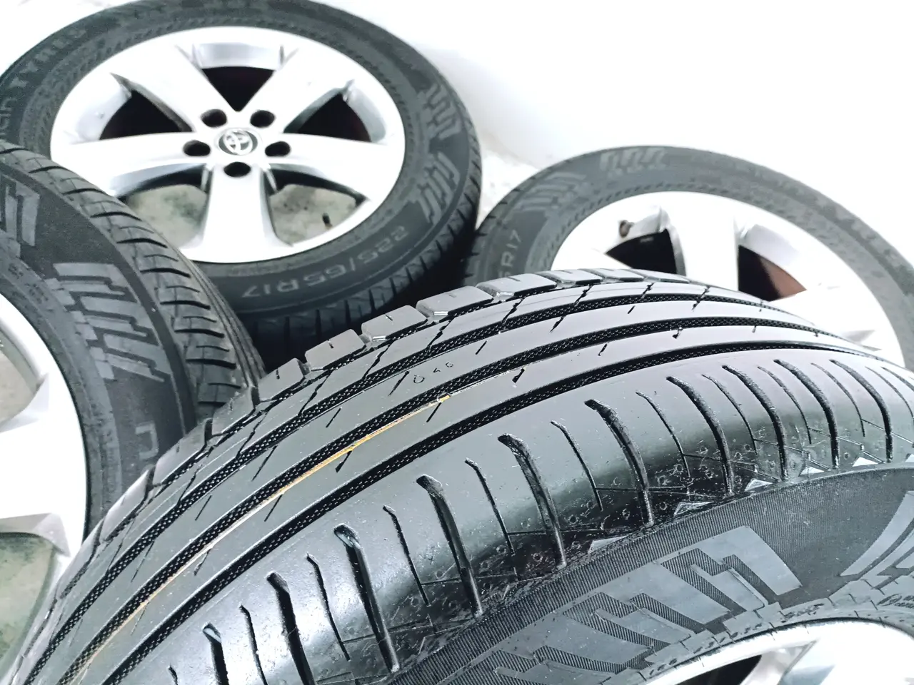 Billede 6 - 5x114,3 17" ET39 nav 60,1ø TOYOTA Rav4 sommerhjul,