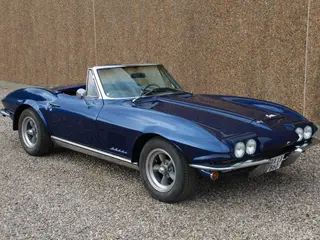 Chevrolet Corvette Cab