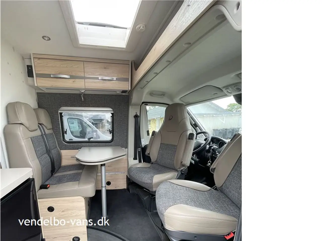 Billede 17 - 2023 - Dethleffs Globetrail   Enkeltsenge og stadig under 6 m
