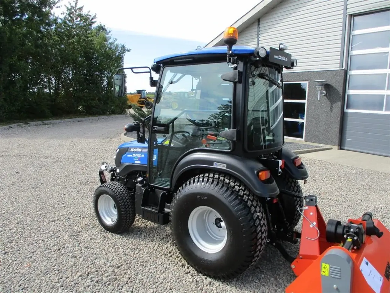 Billede 4 - Solis 26 HST Med kabine, Turf dæk og frontlift samt frontPTO
