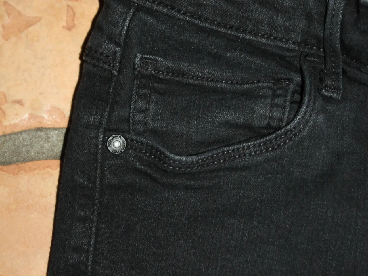 Billede 3 - Sort knickers fra Only i str. S