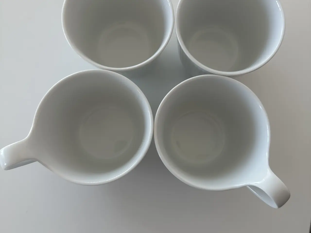 Billede 5 - Royal Copenhagen Hvid Riflet Højhankskop nr 090